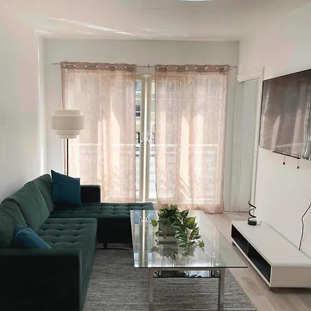 Light And Modern In The Center Of * מוס